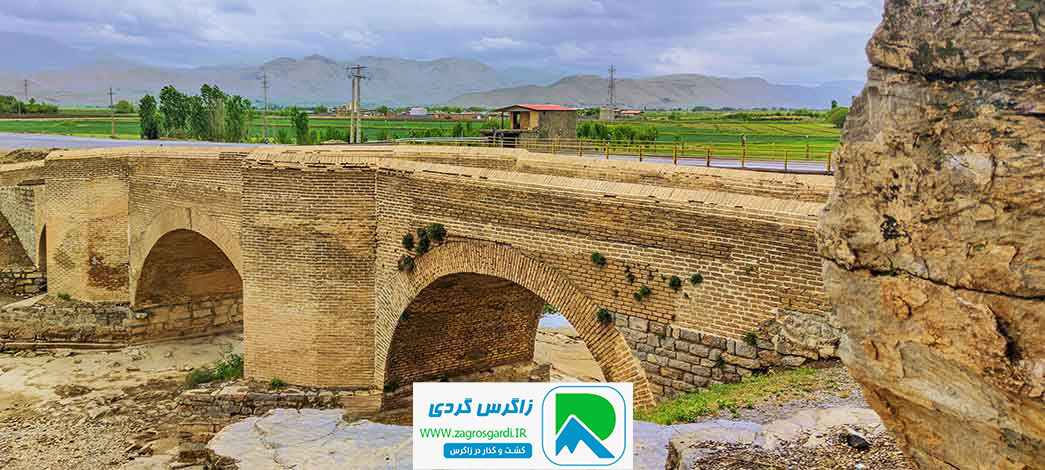 اقامتگاه بوم گردی، اقامتگاه و خونه روستایی، ویلا