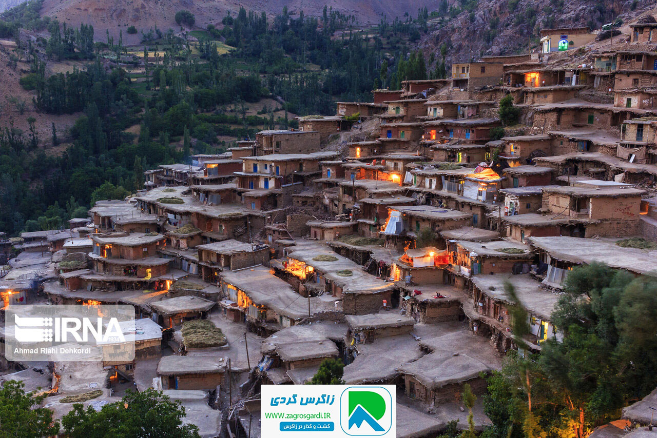 اقامتگاه بوم گردی، اقامتگاه و خونه روستایی، ویلا